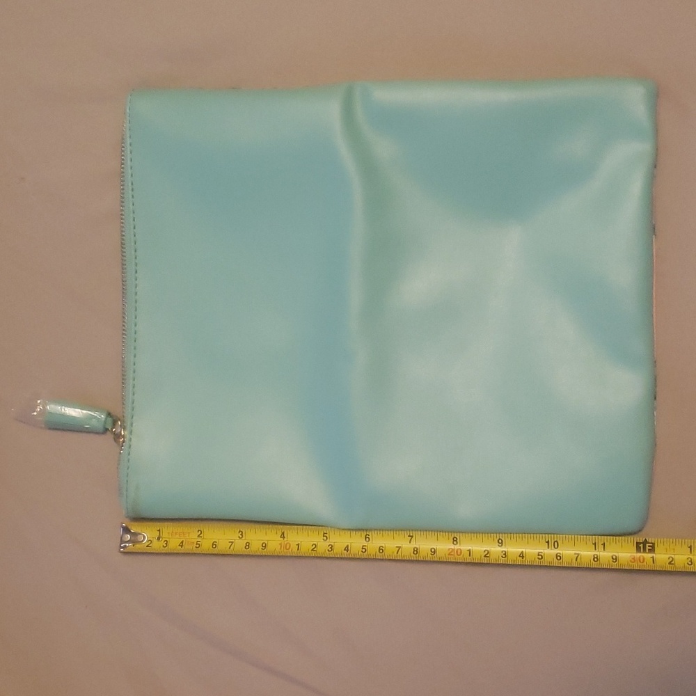 reversible purse